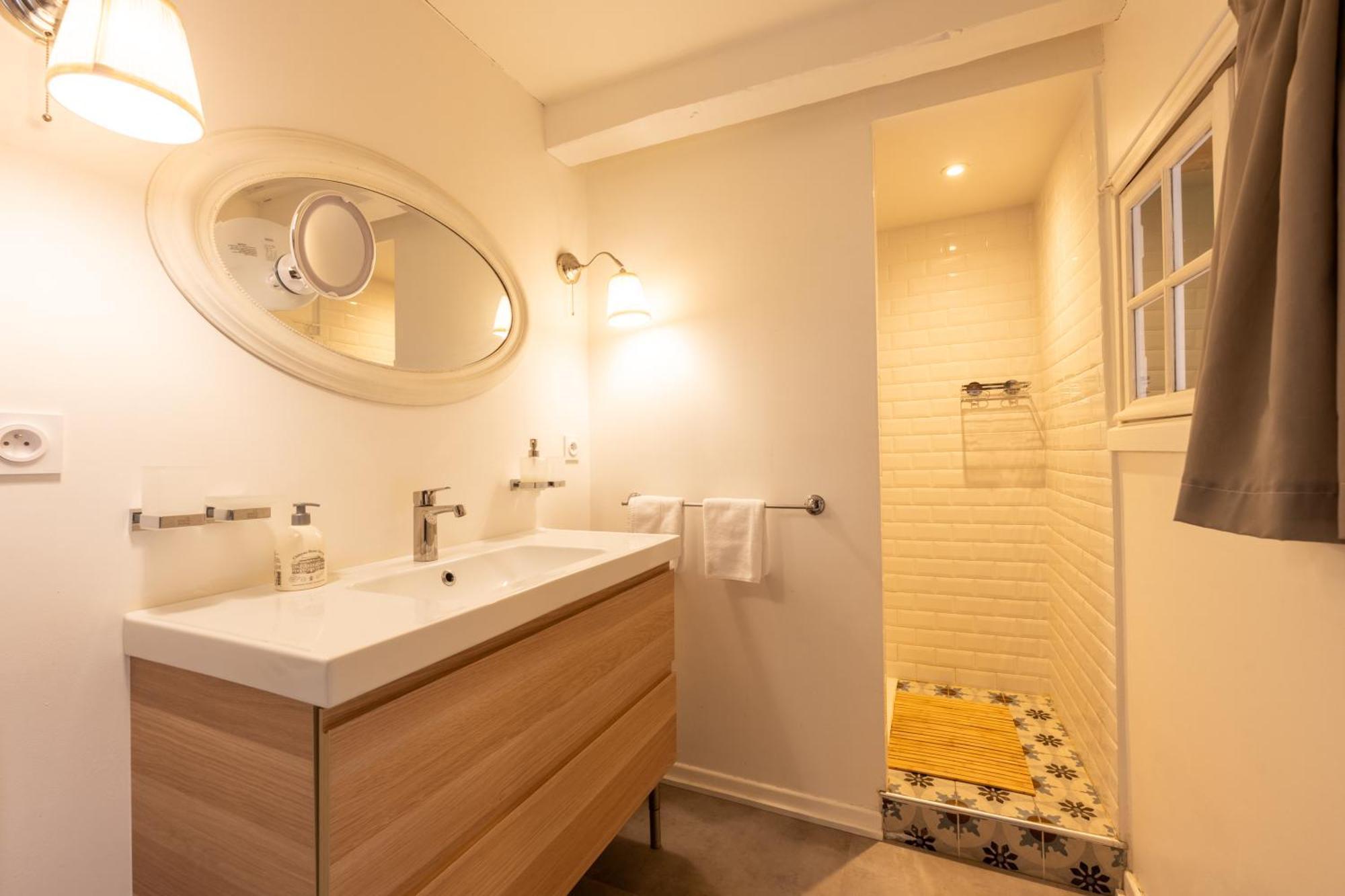 Sous Les Toits D'Annecy, Un Appartement Irresistible Pour 1 A 6 Personnes En Plein Coeur De Ville Ngoại thất bức ảnh