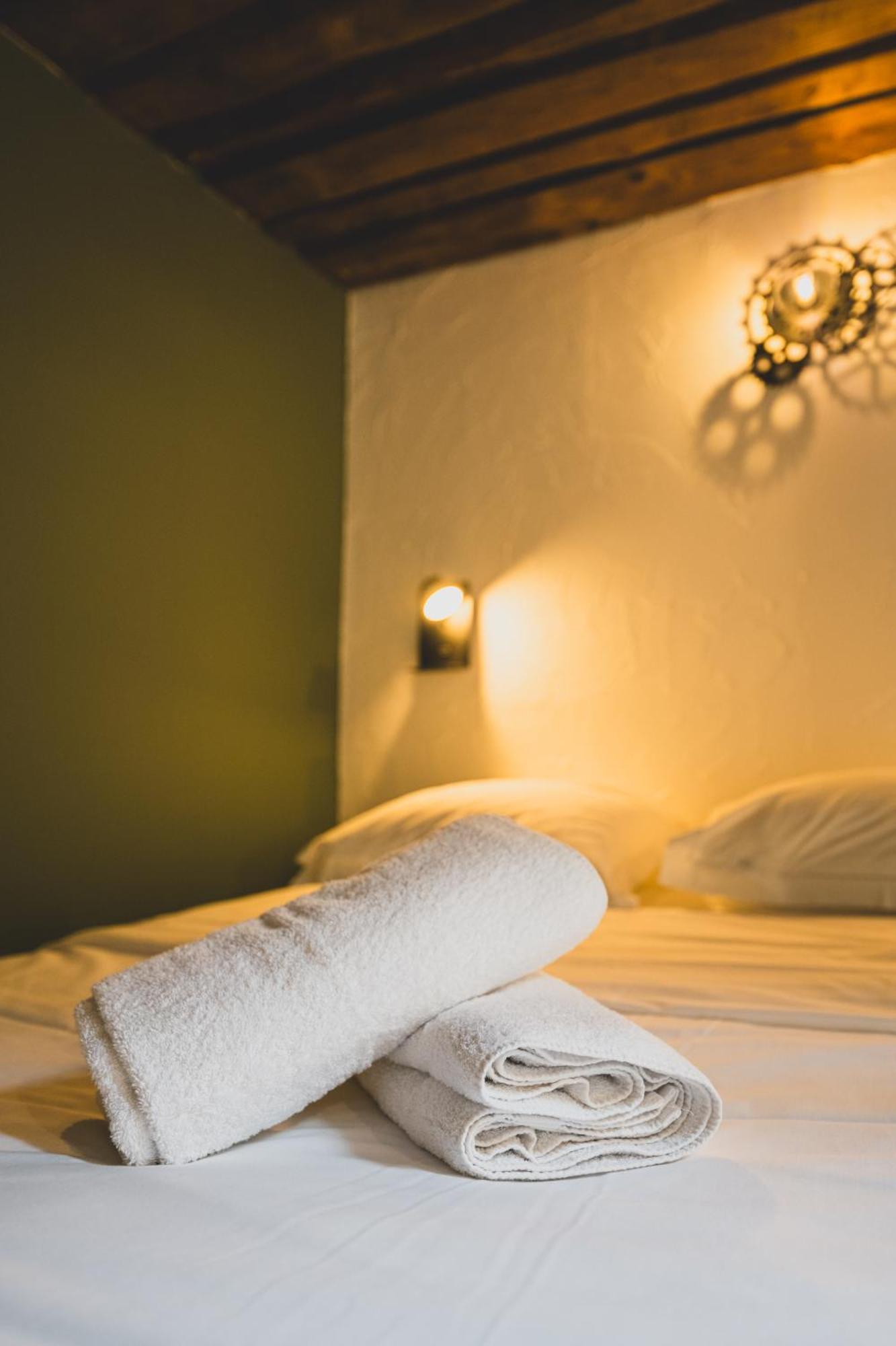 Sous Les Toits D'Annecy, Un Appartement Irresistible Pour 1 A 6 Personnes En Plein Coeur De Ville Ngoại thất bức ảnh